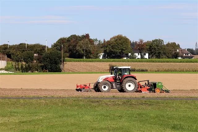 Comment Réussir le Semis avec un Semoir Agricole