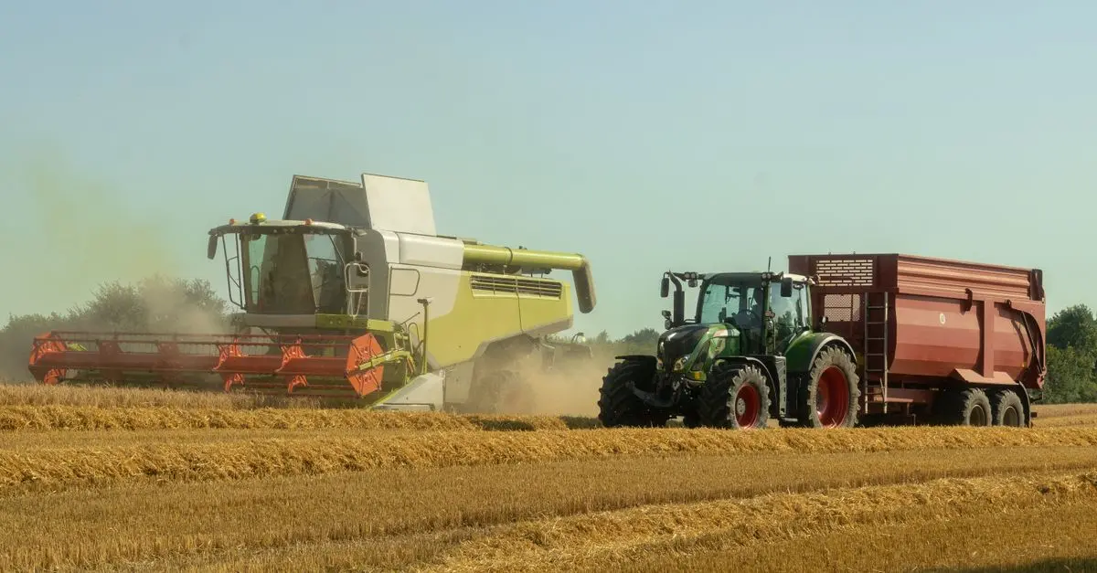 Équipements Indispensables pour Optimiser Votre Semoir Agricole