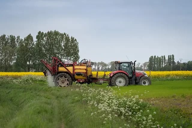 Comment Choisir un Semoir Agricole pour Maximiser Votre Rendement