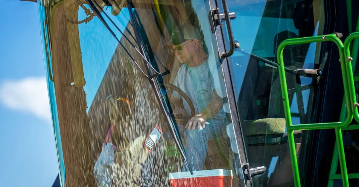 Comment Choisir le Semoir Agricole Idéal pour Vos Cultures