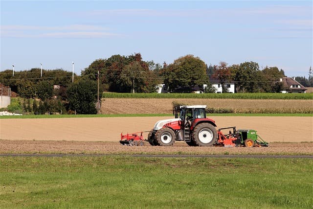 Comprendre le Fonctionnement d'un Semoir Agricole Moderne
