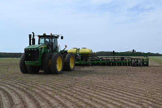 Les Meilleures Techniques pour Semer avec un Semoir Agricole